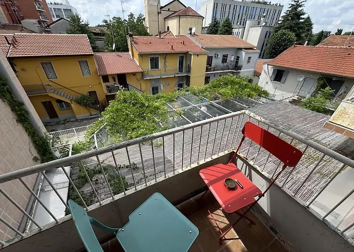 Adamand S House